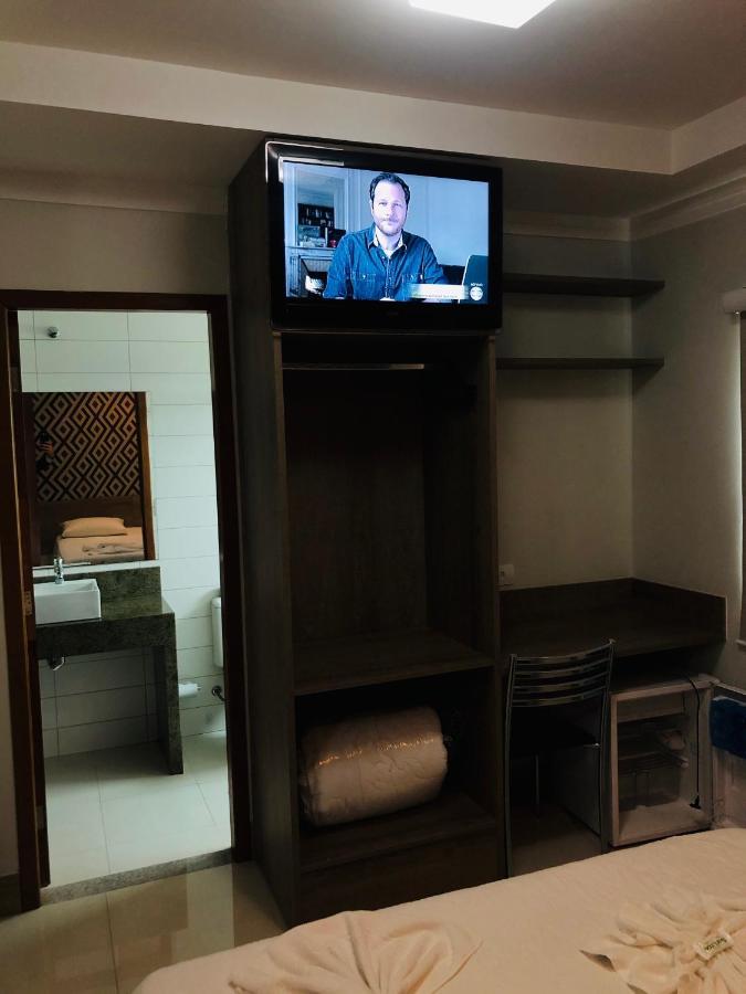 Shelton Palace Hotel Paranavai Екстер'єр фото